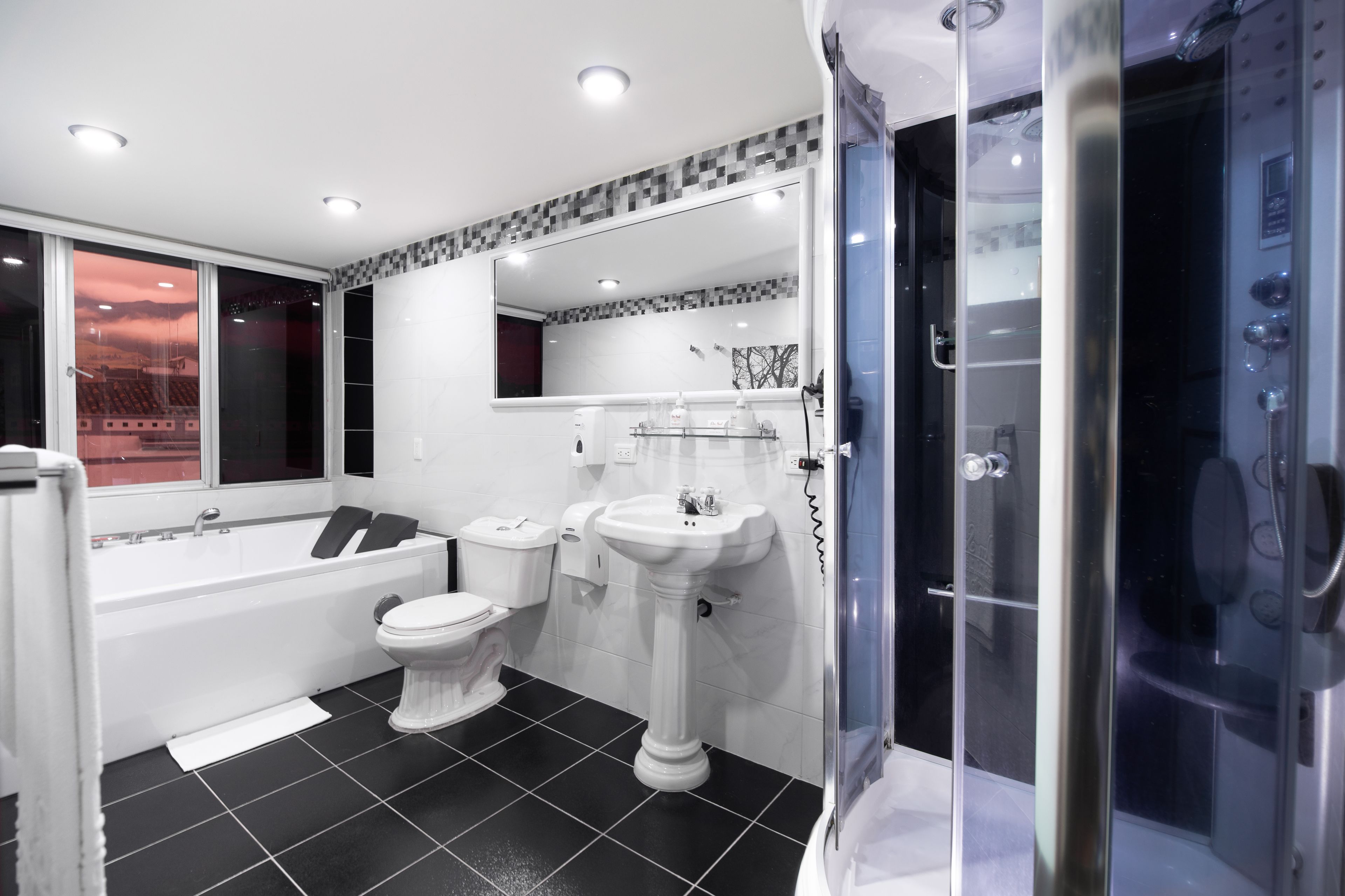 Photo - Hotel Don Saul