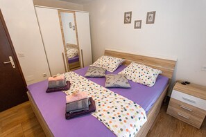 3 Schlafzimmer, Bügeleisen/Bügelbrett, Reisekinderbett, kostenloses WLAN