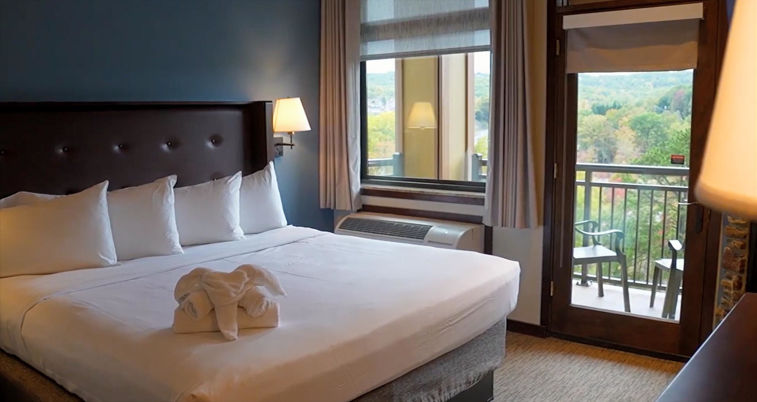 Suite, 1 kingsize bed met slaapbank (King Premier Suite) | Een kluis op de kamer, een strijkplank/strijkijzer, gratis wifi