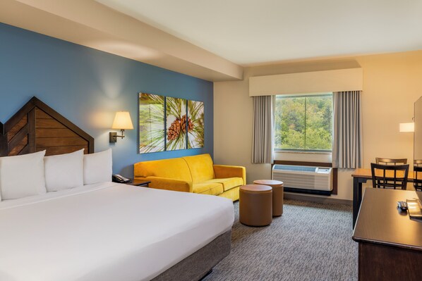 Suite, 1 King Bed with Sofa bed (King Bunk Suite) | In-room safe, iron/ironing board, free WiFi, bed sheets