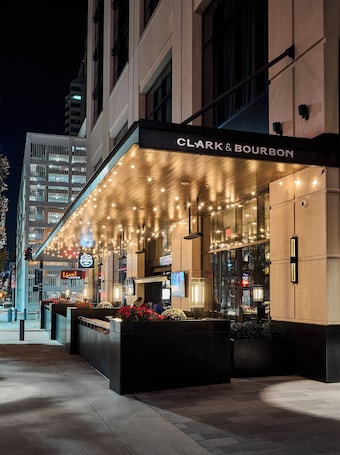 Exterior. Live by Loews - St.Louis