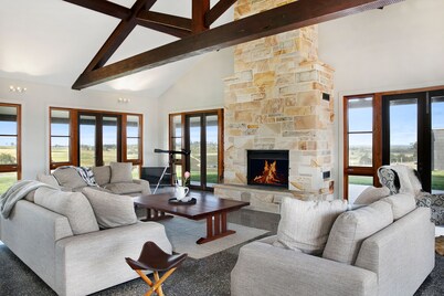 Wrenmallee in The Southern Highlands - Stunning Homestead on 100 acres