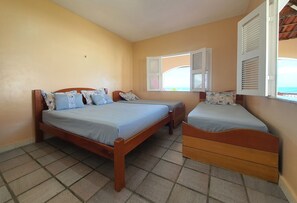 6 bedrooms, free WiFi, wheelchair access