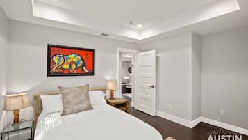 2 chambres, bureau, fer et planche à repasser, Wi-Fi gratuit