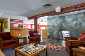 Sala de estar en el lobby