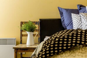 City Apartment | Room amenity