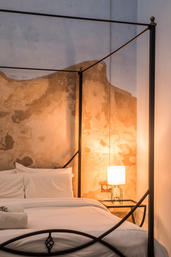 Minibar, decoración personalizada y muebles diferentes