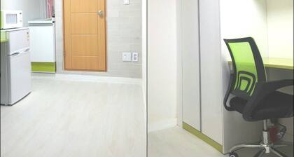 Private Apt./ Private Suite near SNU/샤로수길,서울대입구,신림/Estrella House