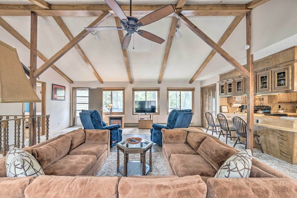 Ruidoso Vacation Rental | 4BR | 2BA | 1,750 Sq Ft | Step-Free Access