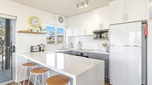Microwave, dishwasher, coffee/tea maker