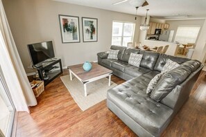 Télévision, chaîne hi-fi