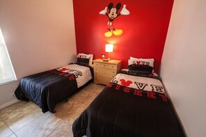 3 chambres, fer et planche à repasser, Wi-Fi, literie fournie