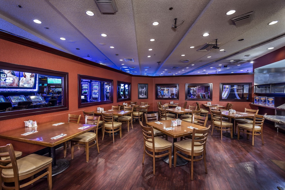 Hotel Apache by null