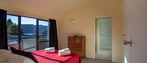 1 bedroom, iron/ironing board, travel cot, WiFi