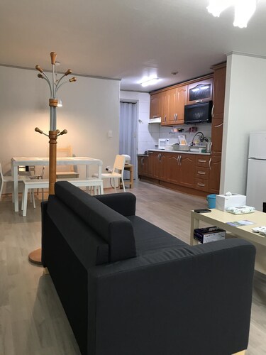 SAMYUNE Apartment(aka 'Sam APT')