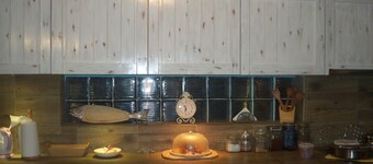 Big Families House In Ikaria
