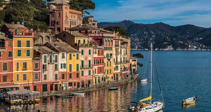 VILLA LINDA 12P Charming villa with pool, WiFi, BBQ, close beaches and 5 Terre