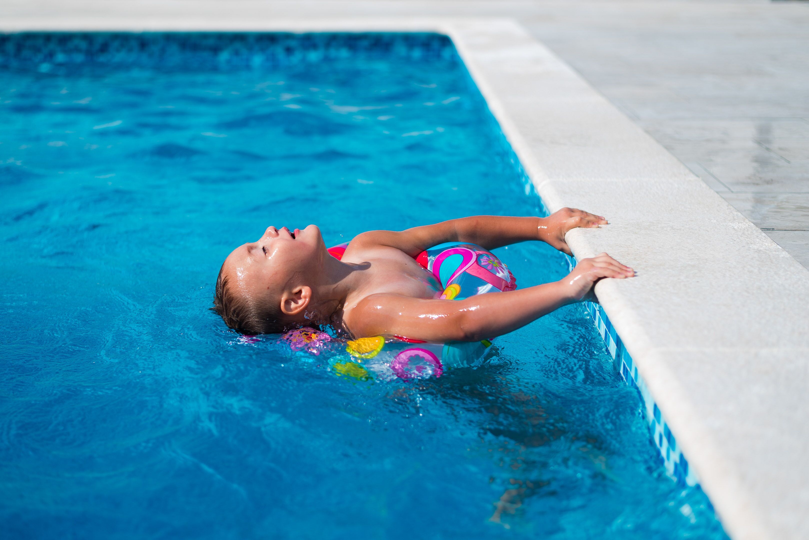 Ulkouima-allas, lämmitetty uima-allas