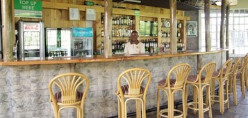 Bar (en la propiedad)