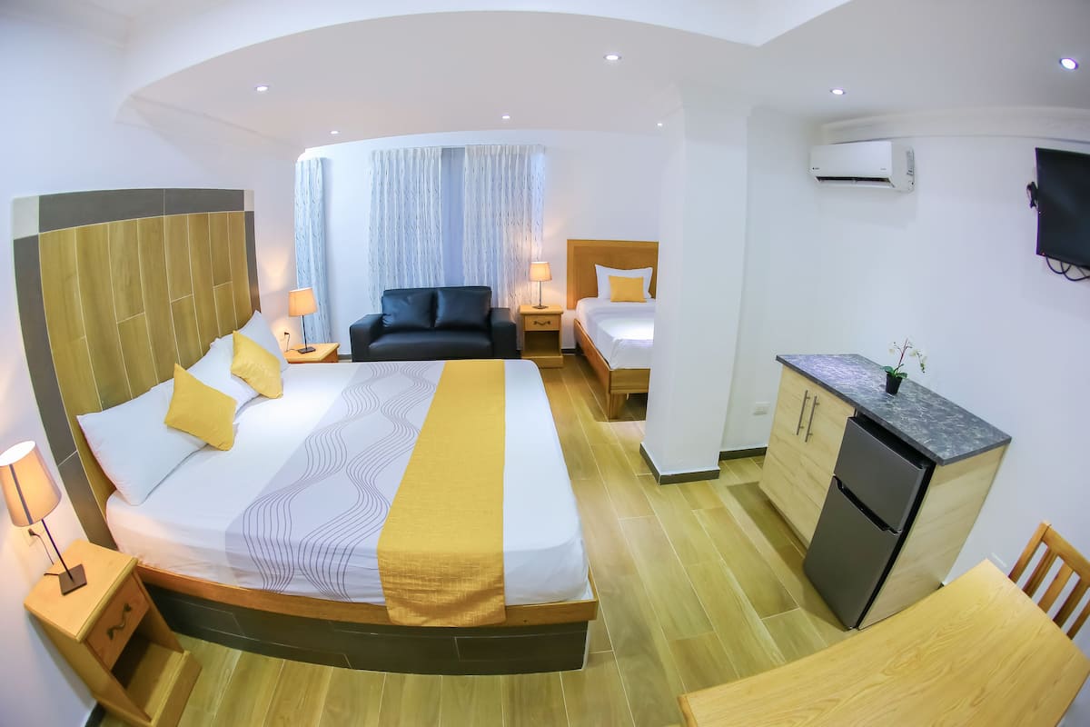 Egyptian cotton sheets, premium bedding, down duvets, in-room safe
