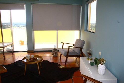 Lake View House _Montargil