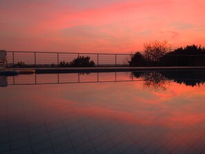 Outdoor pool - Pomegranate house (Alfiano Natta)