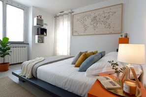1 habitación, tabla de planchar con plancha, wifi gratis y ropa de cama 