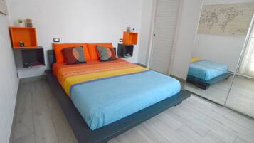 1 chambre, fer et planche Ă  repasser, Wi-Fi gratuit, draps fournis