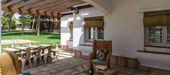 Casa del Jardín - Villa voor 10 personen in Roche