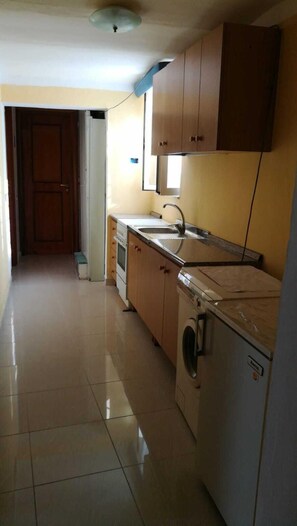 Réfrigérateur, plaque de cuisson