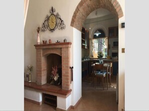 Dining - FURNISHED APARTMENT PILZONE D'ISEO (Pilzone)