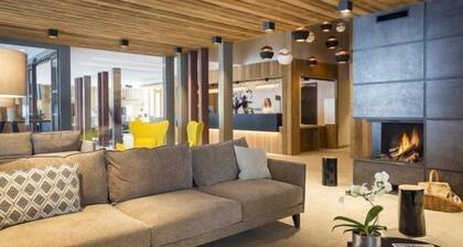 Appartement Confortable + AccÚs Piscine Chauffée | Au Pied des Pistes