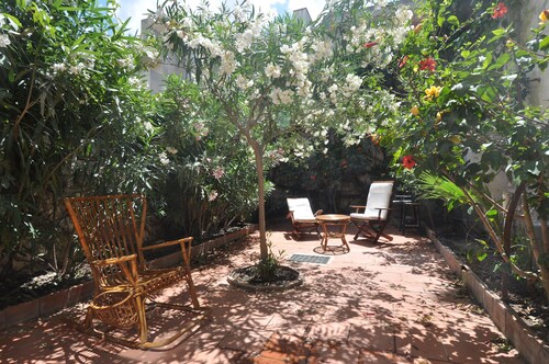 Apartment 30 meters from the sea