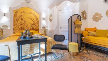 Suite Studio Junior, 1 chambre, salle de bains attenante, vue ville | 1 chambre, draps italiens Frette, literie de qualité supérieure