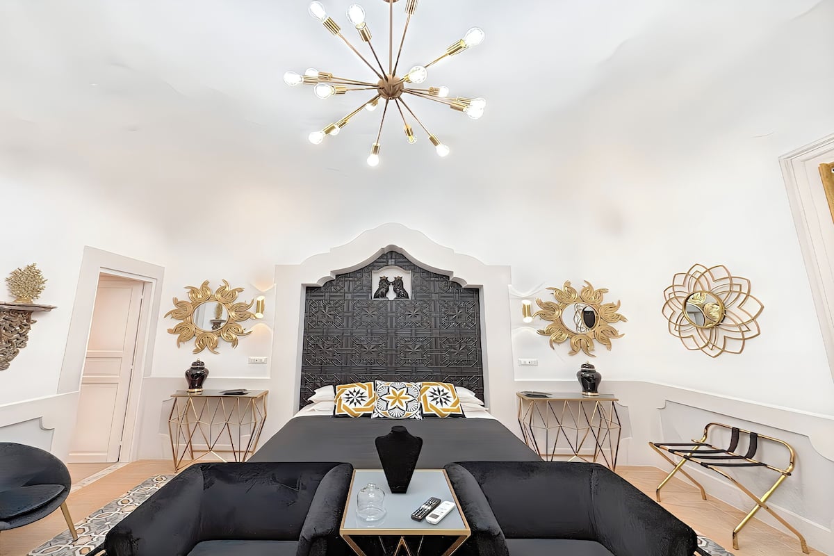Royal Suite, City View | Frette Italian sheets, premium bedding, down comforters