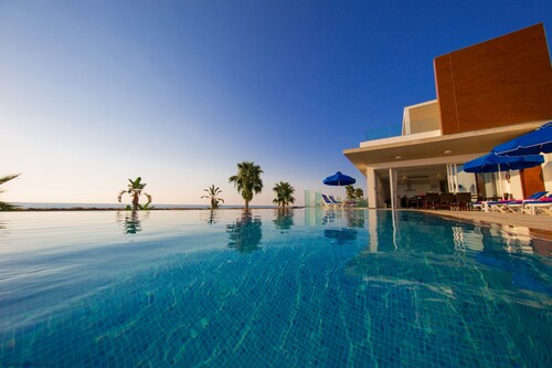 Beach Villa Mare - Argaka -  a villa that sleeps 8 guests  in 4 bedrooms