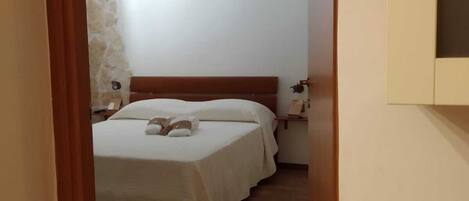 1 Schlafzimmer, Schreibtisch, Bügeleisen/Bügelbrett, WLAN