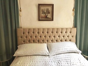 1 chambre, rideaux d’obscurcissement, fer et planche à repasser