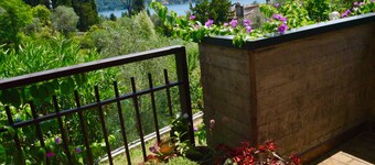 Casa Pachia, apartment in the center of Salò but surrounded by greenery