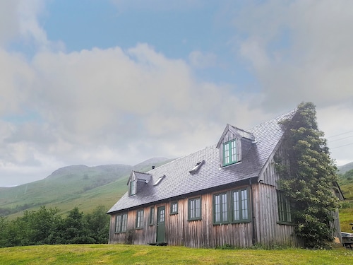 2 bedroom accommodation in Dornie