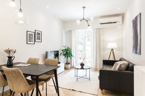 Departamento | Área de sala de estar | Smart TV, Netflix y servicios de streaming 