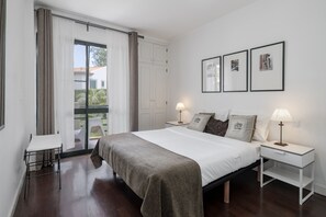 1 chambre, fer et planche Ă repasser, Wi-Fi, draps fournis