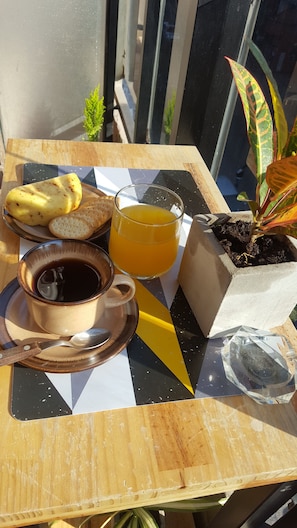 Breakfast meal