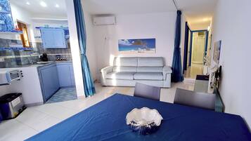 Smart-TV, Videospiele, DVD-Player