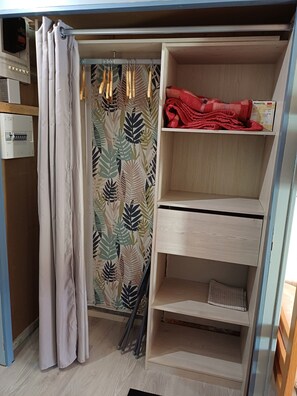 Interior - Studio sleeps 4 full heart of the resort of Lioran in the Cantal (Le Lioran)