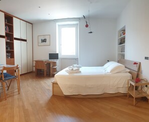 1 bedroom, iron/ironing board, WiFi, bed sheets - On the roofs of Rome 2 (Roma)