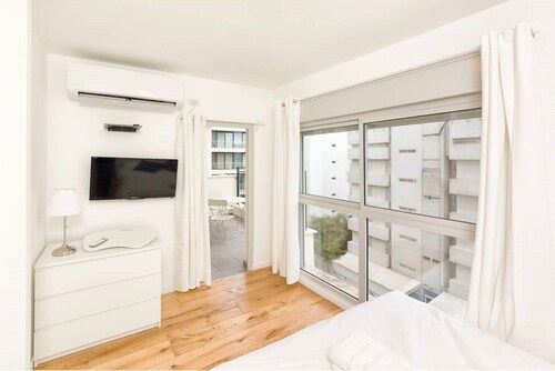 PRIME Location - Magnifique Penthouse 3 pièces en bord de mer