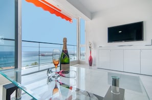 Interior - La Estrella 1A020 con vistas panorámicas al mar (Los Cristianos)