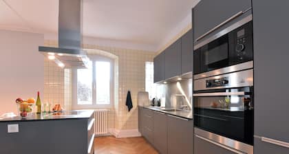Cotton. Enjoy a comfortable and spacious apartment for 8 people.