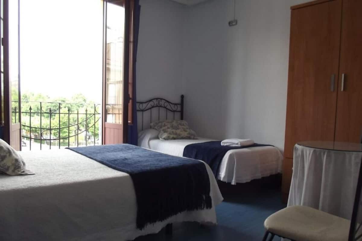 Family Triple Room | Free WiFi